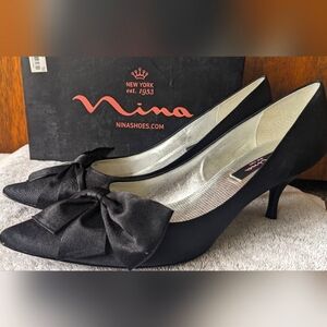 Nina black heels size 11